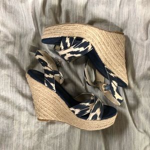 Chinese Laundry Wedges